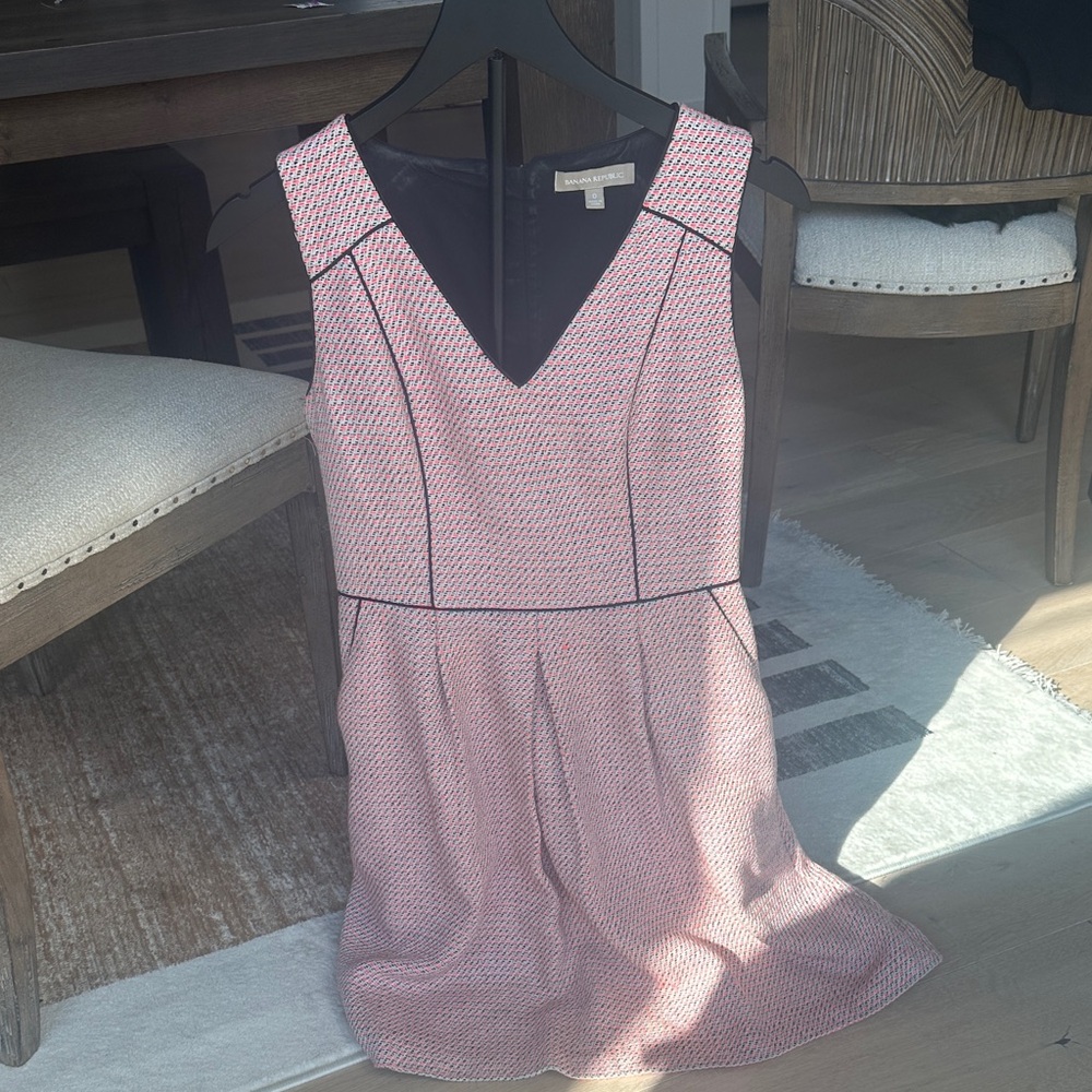 Banana Republic Pink Tweed V-Neck Sheath Dress with Black Piping
